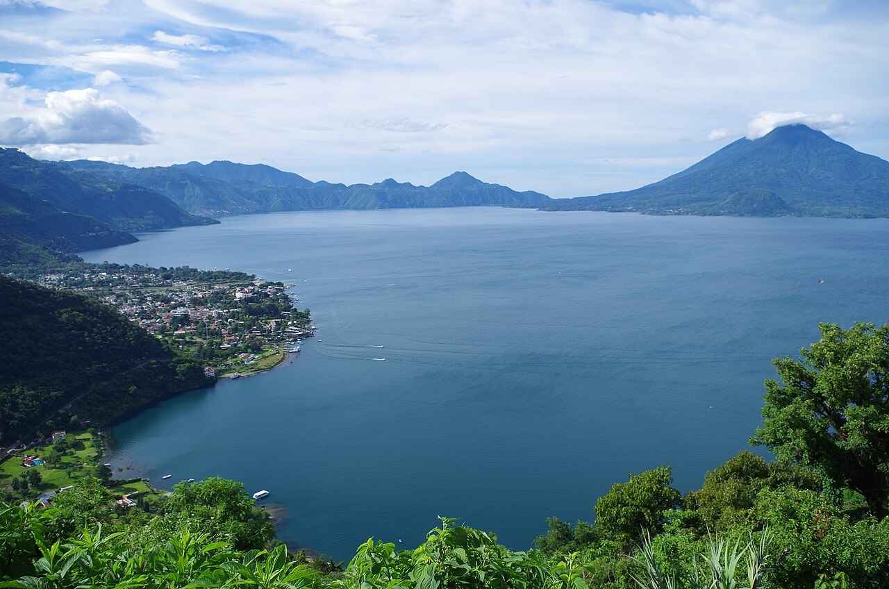 ake atitlan guatemala